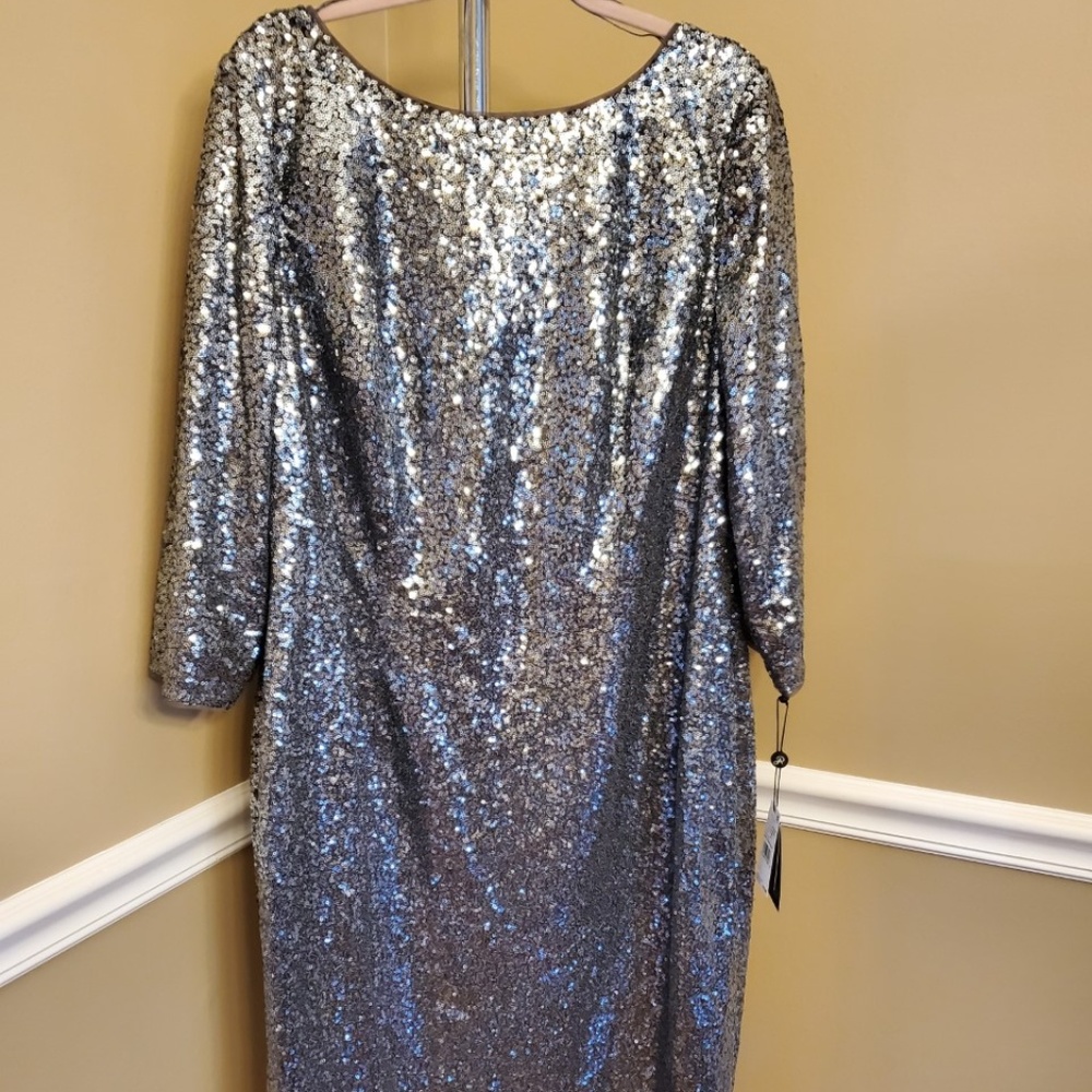 NWT ADRIANNA PAPELL EVENING SEQUIN DRESS size 18w new with tags color gunmetal